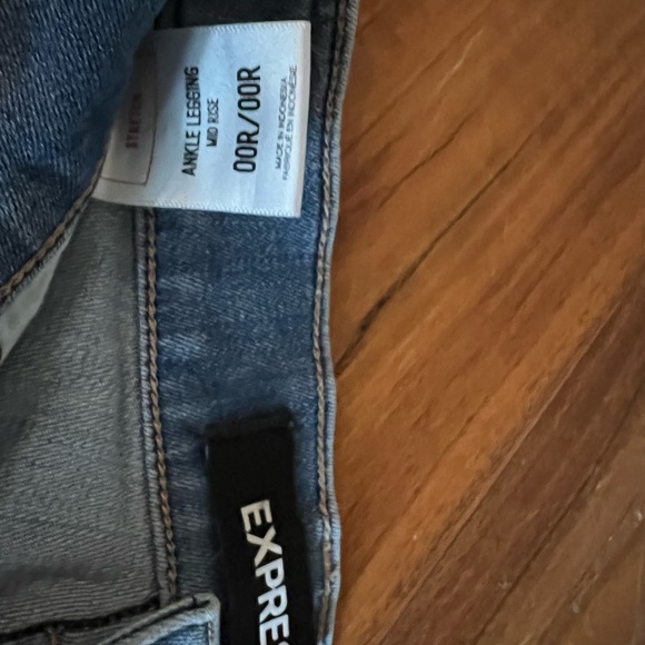 Great condition express ankle legging - Picture 3 of 3